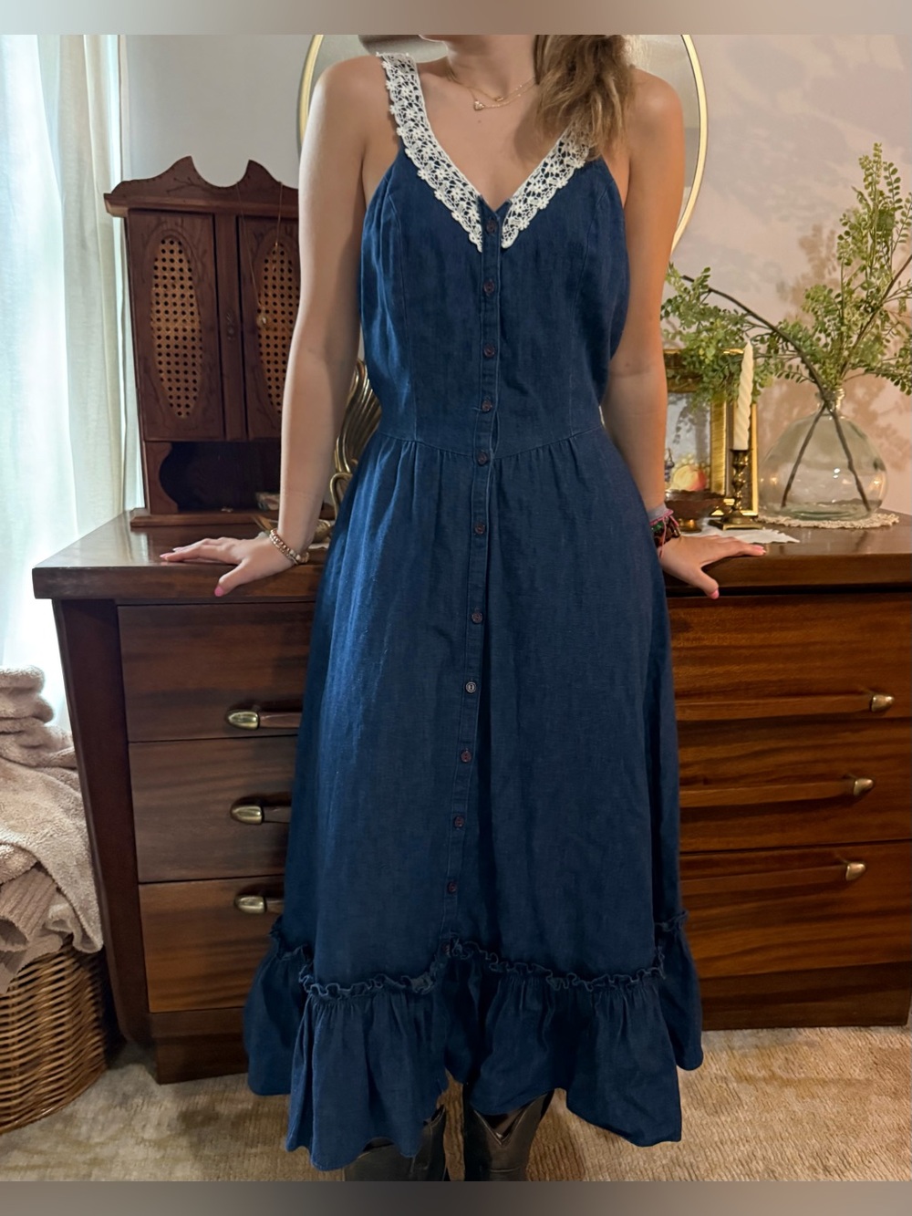 Beautiful vintage 70’s Gunne Sax blue denim sleeveless midi maxi dress. 13
